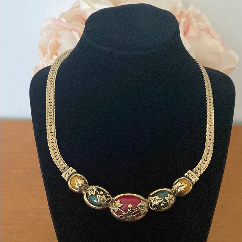 Vintage 1928 Victorian Revival Gold Tone Statement Necklace 19”
